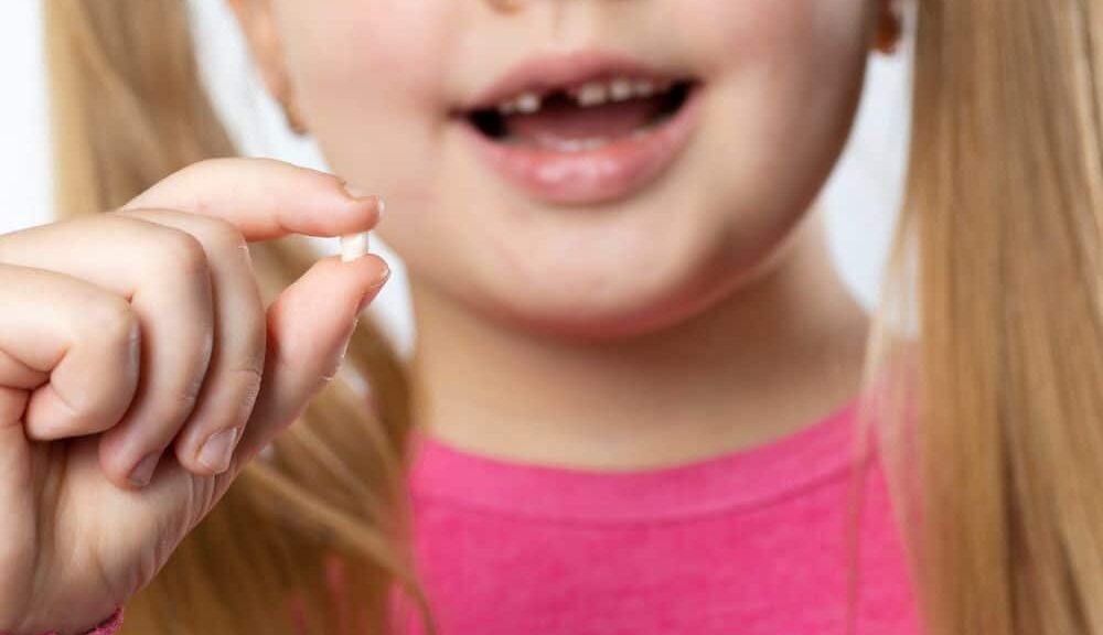 Exploring the Meaning Behind Dreams of Teeth Falling Out During Pregnancy